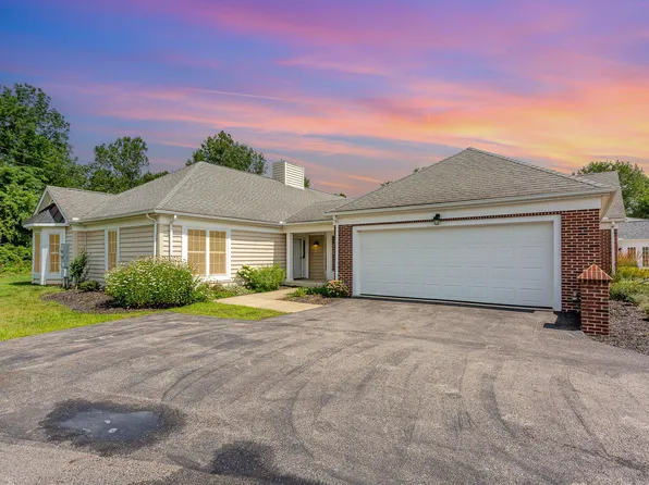 1411 Epworth Forest Dr, Lancaster, OH 43130