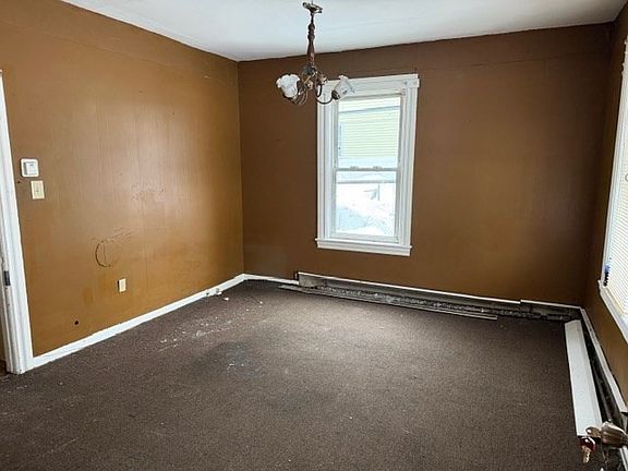 2nd image of 47 Barclay St