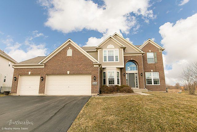 1st image of 3533 Carlisle Ln