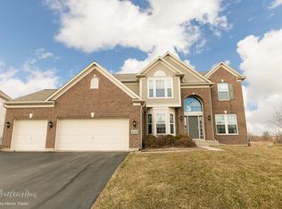 3533 Carlisle Ln, Carpentersville, IL 60110