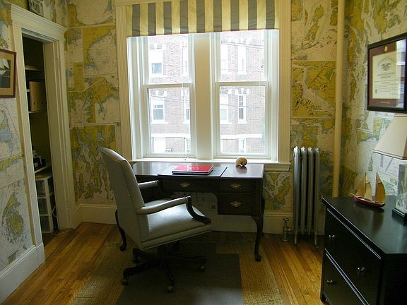 4th image of 158 Kelton St APT 3