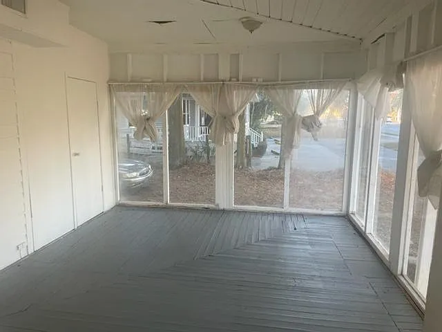 334 E Duval St — Photo 11