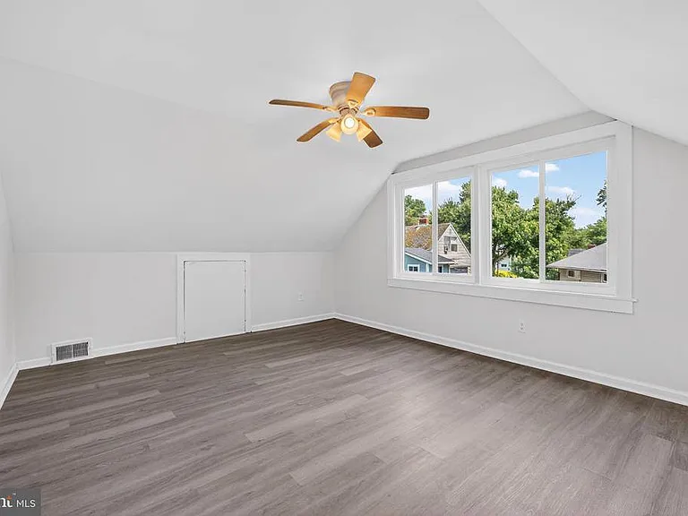 303 Nimitz Ave — Photo 18