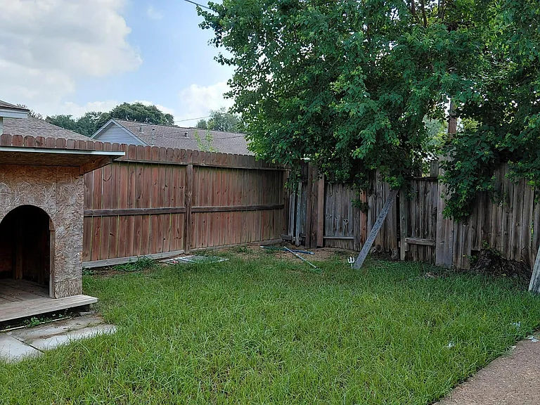 8314 Beechnut St — Photo 14
