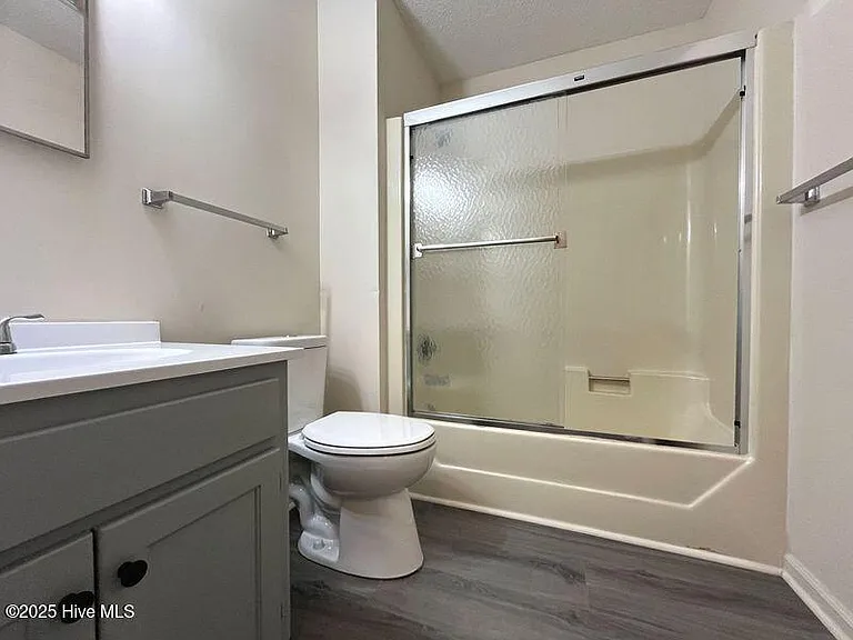902 Heather Trl — Photo 14