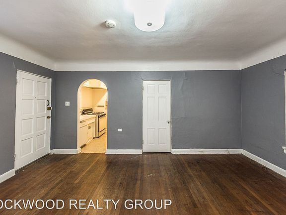 5th image of 152 Harrigan Ct APT 01