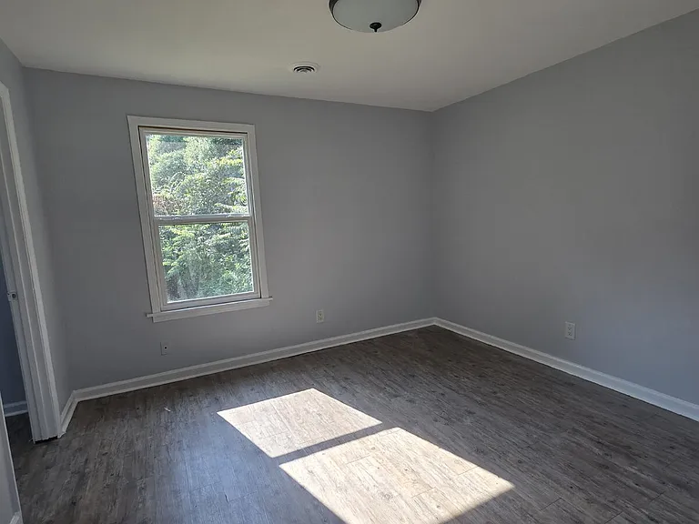 1165 Claylick Rd #B — Photo 6