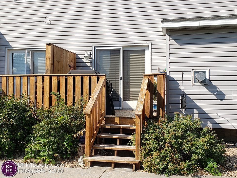 2nd image of 407 S Madison St