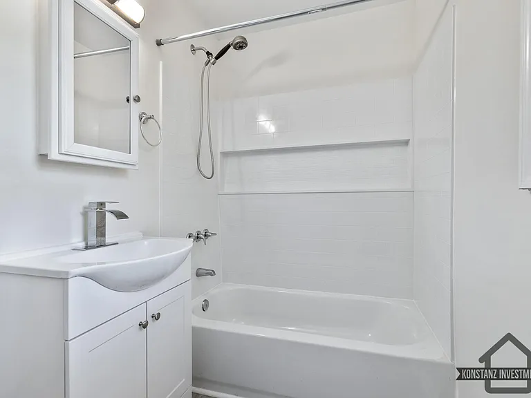 Shared Bath