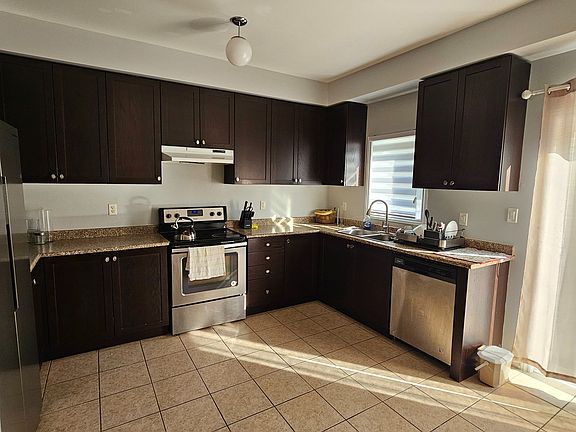 5th image of 41 Milson Cres