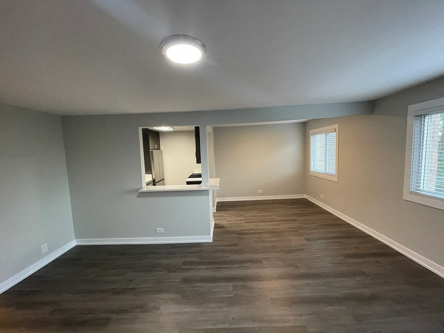 1146 W. Morse Ave — Photo 2