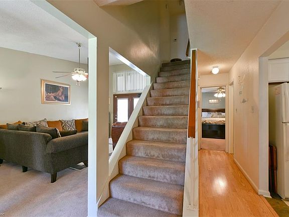 5th image of 3902 Stateflower Ct