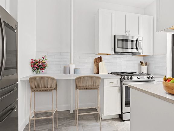 2nd image of 815 8th Ave APT 3F