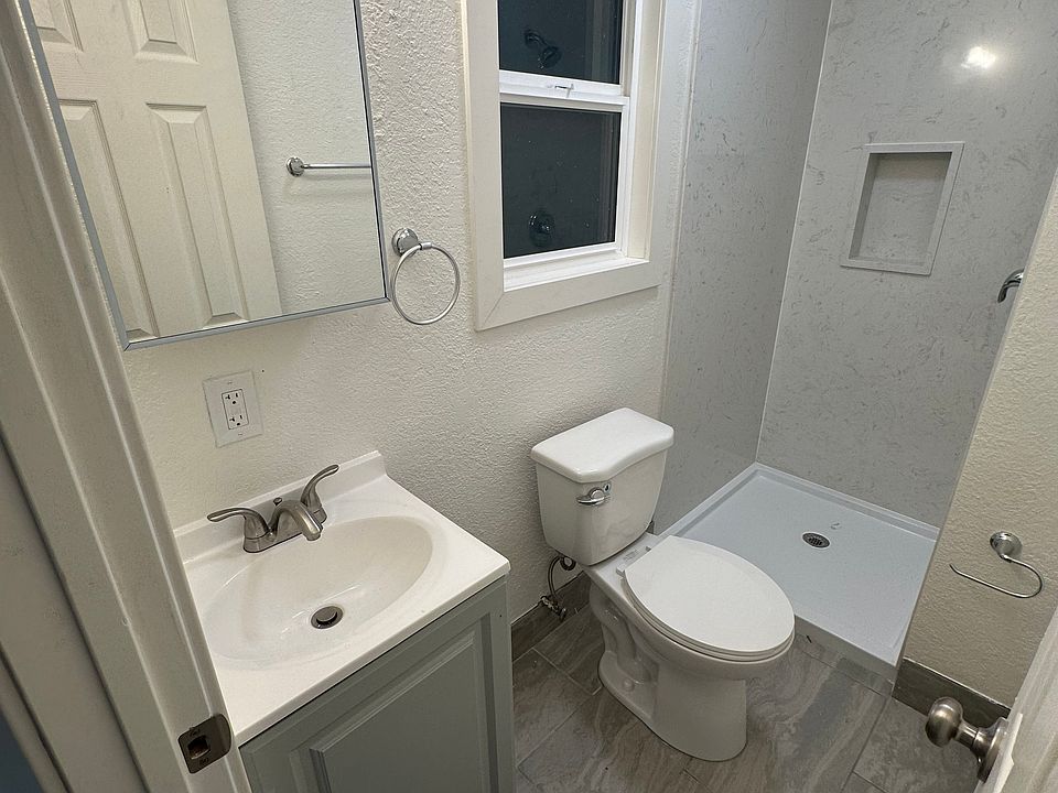 1st image of 509 Alola St