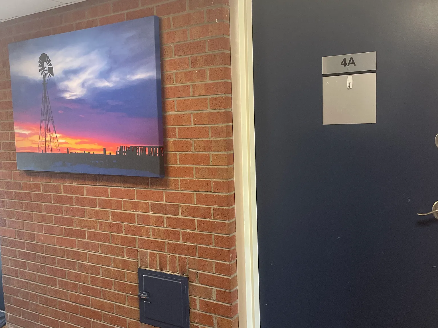 1 bed, 700 sqft, $1,000 — Photo 2