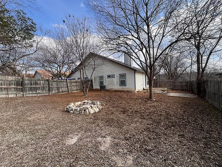 433 Sailmaster St #A — Photo 11