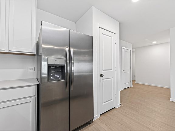 5th image of 10720 Ellerston Rd