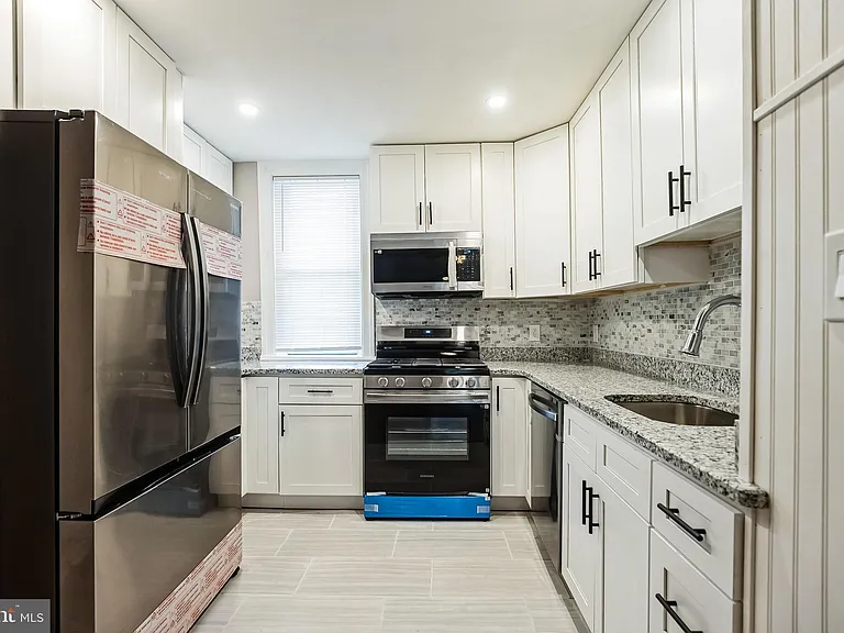 6905 Forrest Ave — Photo 7