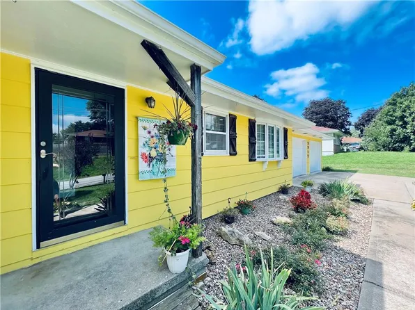 3912 Messanie St, Saint Joseph, MO 64506