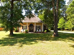 12060 Clanton Dr, Walker, LA 70785