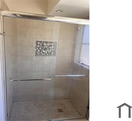 3 bed, 1167 sqft, $3,200 — Photo 4