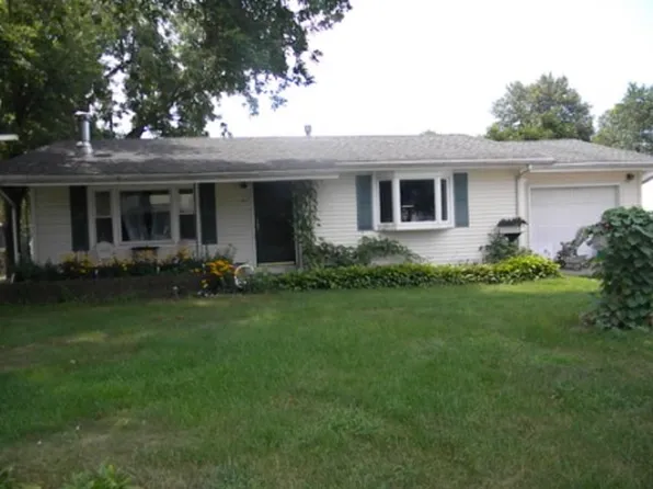 407 W South St, Dwight, IL 60420