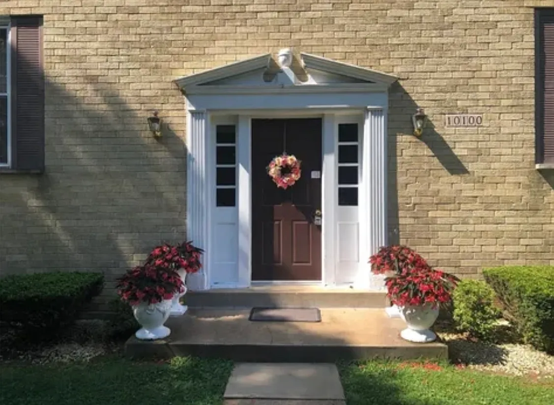 2 bed, 850 sqft, $1,250 — Photo 1