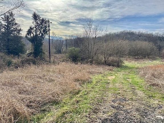 2nd image of 1103 N Campbell Rd