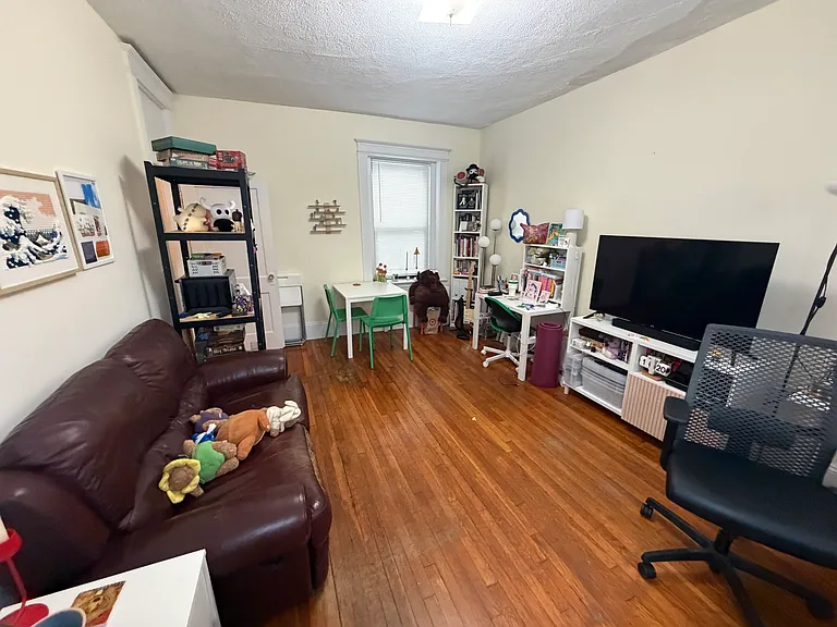 1318 Commonwealth Ave #10 — Photo 4