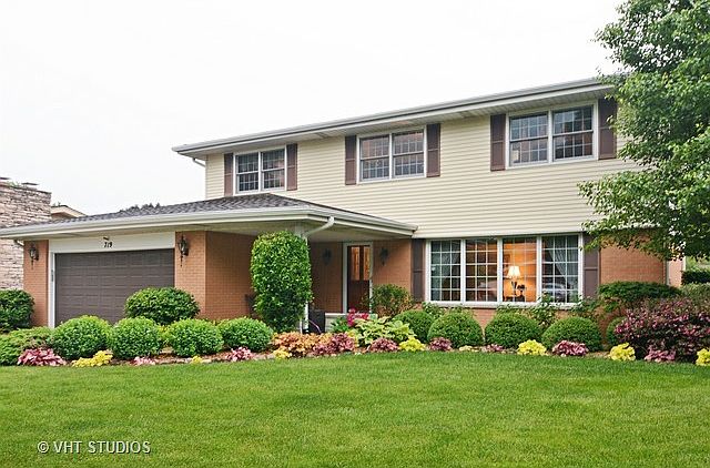 1st image of 719 E Meadow Ln