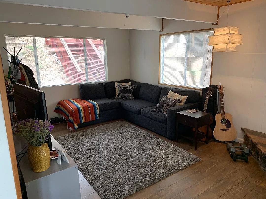 2 bed, 896 sqft, $1,650 — Photo 3