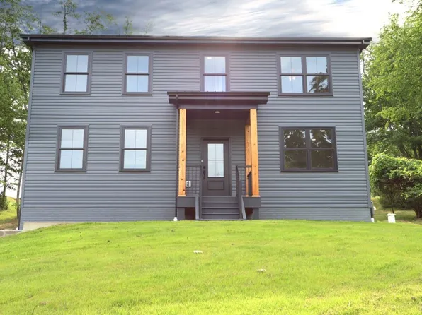 6127 Orchard Ln, Butler, PA 16002