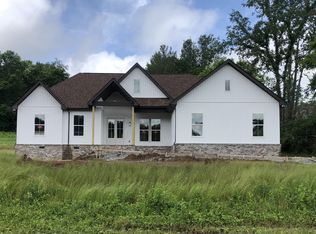 266 Woodland Creek Dr, McMinnville, TN 37110