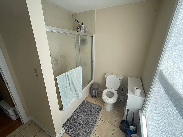 550 Main St #2 — Photo 12