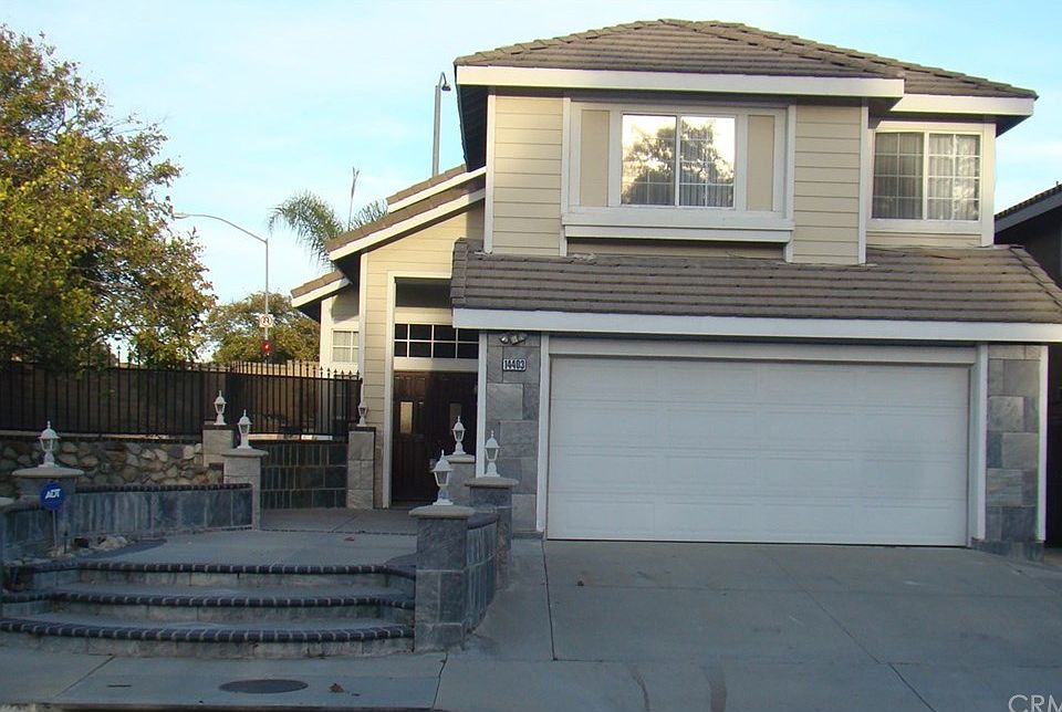 1st image of 14403 Autumn Hill Ln