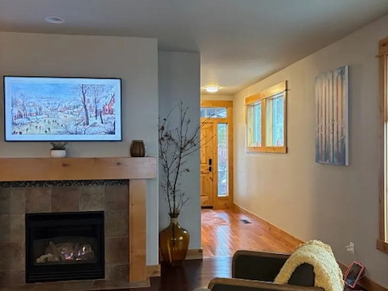 61266 Huckleberry Pl — Photo 2
