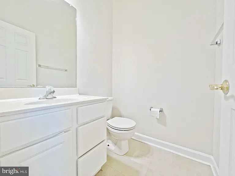8118 Rainwater Cir — Photo 25