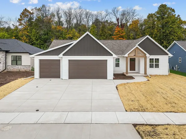 N9285 Constellation Dr, Appleton, WI 54915