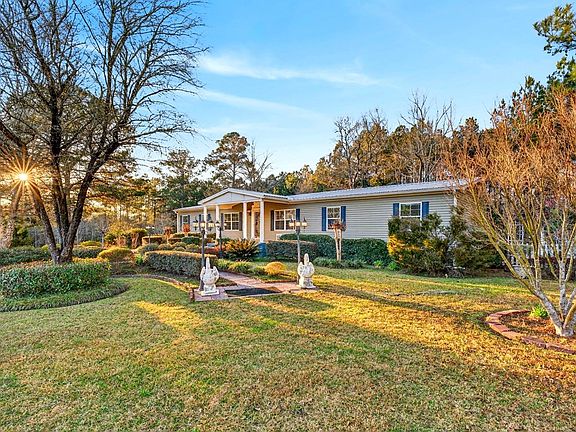 3rd image of 104 H Burge Rd