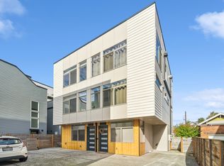 608 N 46th St, Seattle, WA 98103