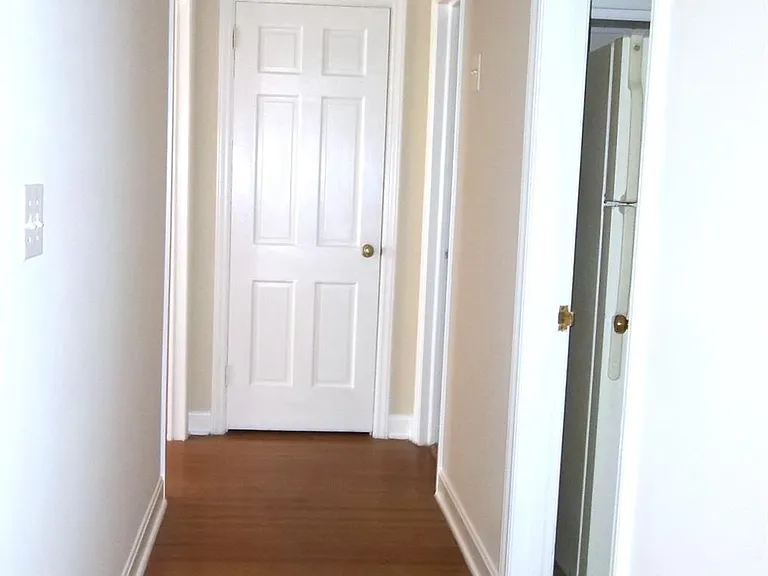 4227 Walker Rd #6 — Photo 4