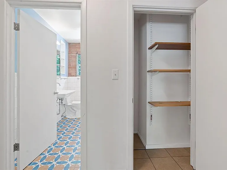 2205 Alta Vista Ave #2205 — Photo 13