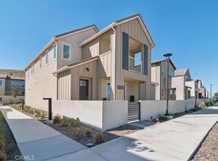 27217 Tamarack Ln, Valencia, CA 91381