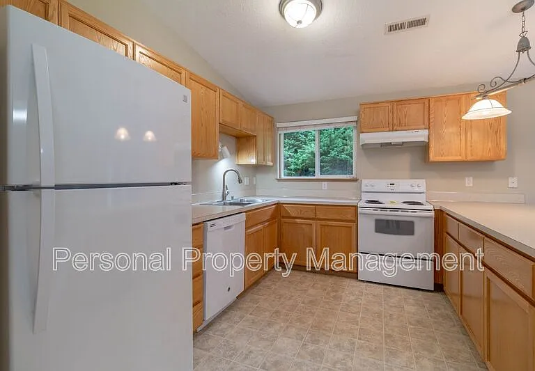 1312 SE 352nd Ave — Photo 5