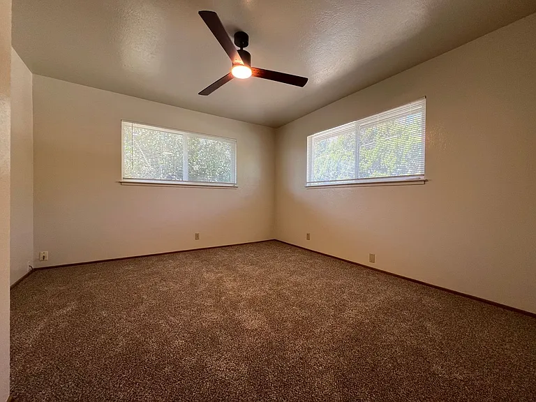240 S Mills Ave #&-1924 — Photo 14