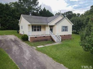 100 Stone Ridge Dr, Smithfield, NC 27577