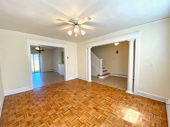 3rd image of 2617 Ditmars Blvd