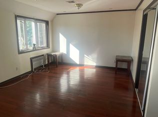 (Undisclosed Address), Fresh Meadows, NY 11365