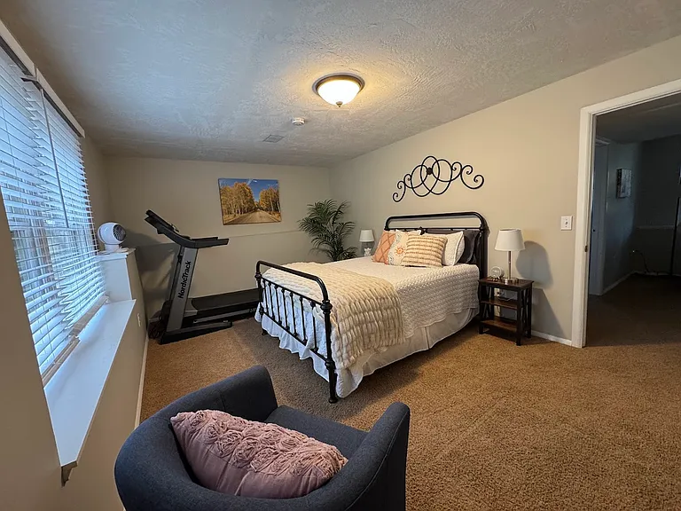 basement level bedroom