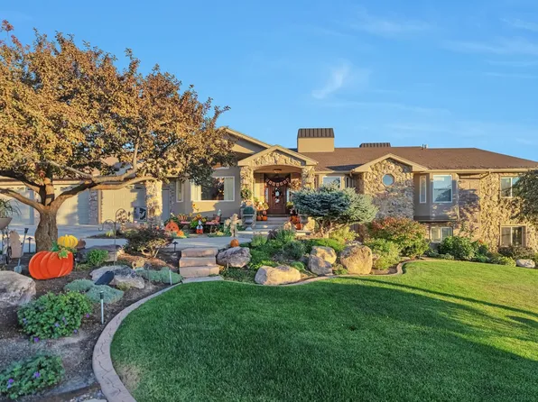 1040 E Canyon Rd, Hyde Park, UT 84318